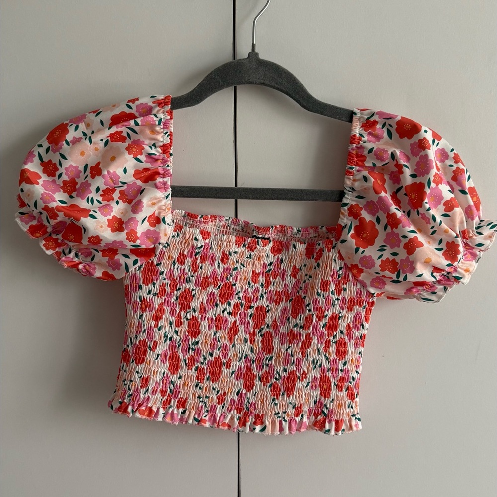 SHEIN White and Red Puff Sleeve Smocked Crop Blouse. Worn once